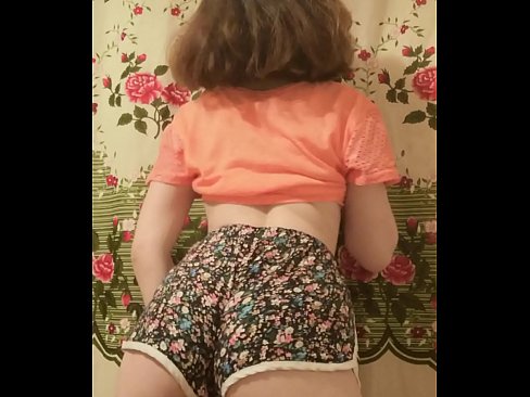 ❤️ Секси младо бебе кое ги соблекува шорцевите пред камера ❤❌ Ебате видео  кај нас ❌